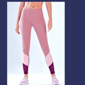 High-waisted leggings